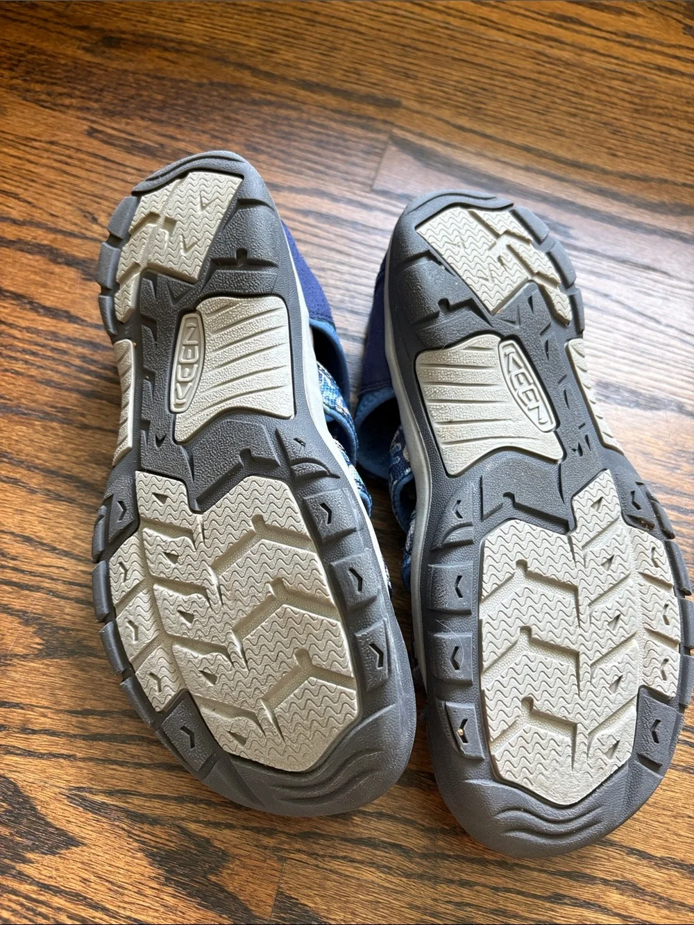 Keen Blue Camo Water Sandals size 7M
